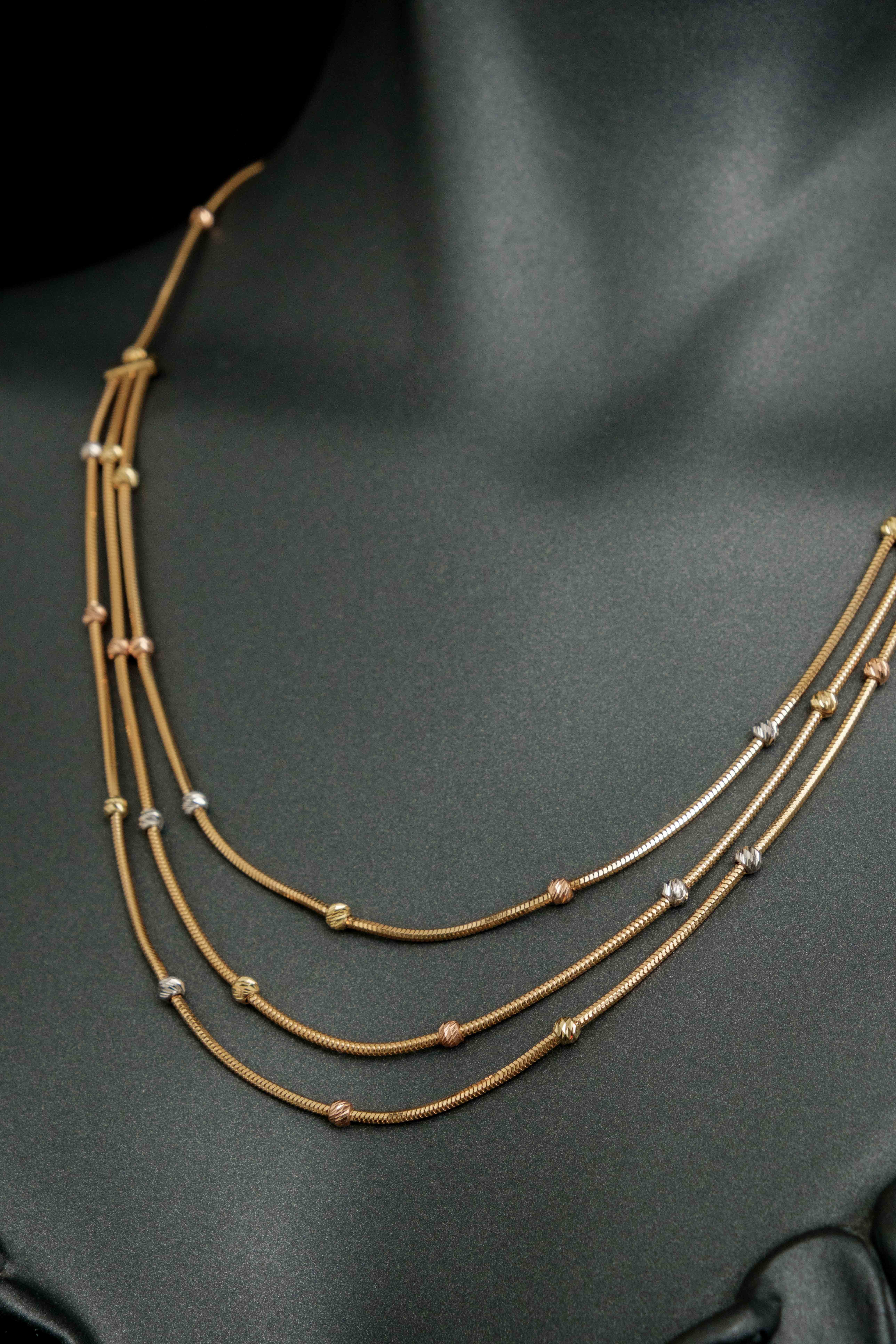 Dorika Toplu Üçlü Gerdanlık