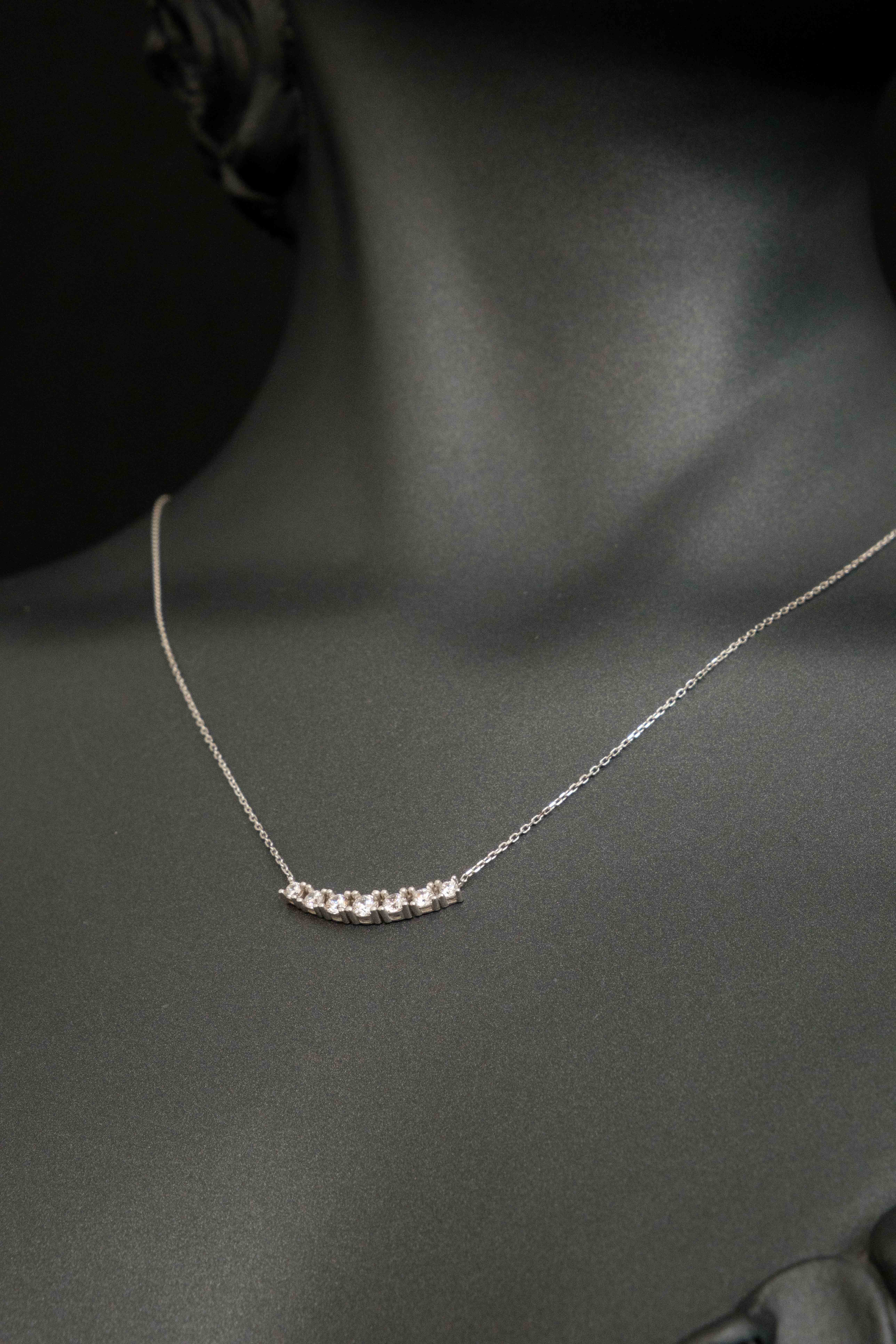 Zirkon Taşlı Tasarım Kolye